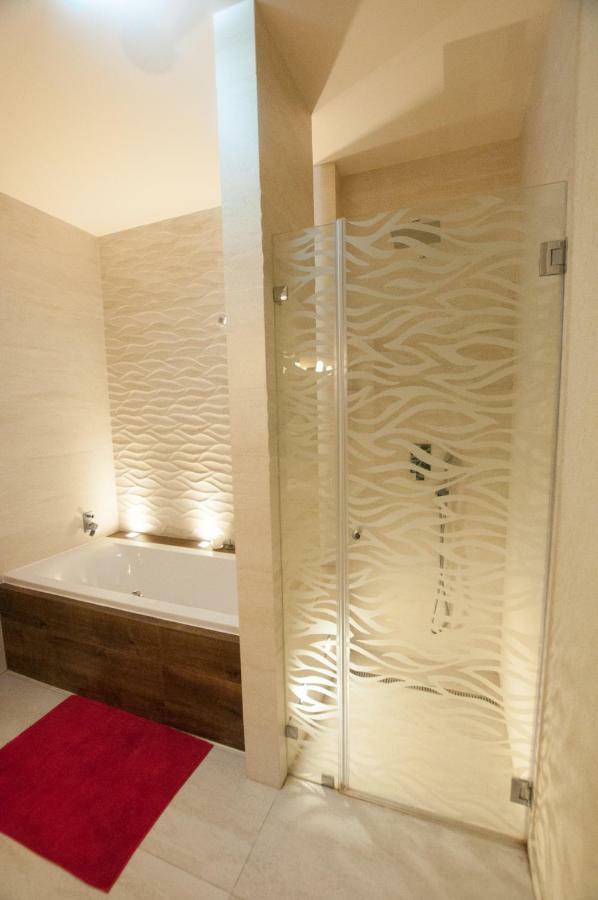 Prestige Apartment Komárno المظهر الخارجي الصورة